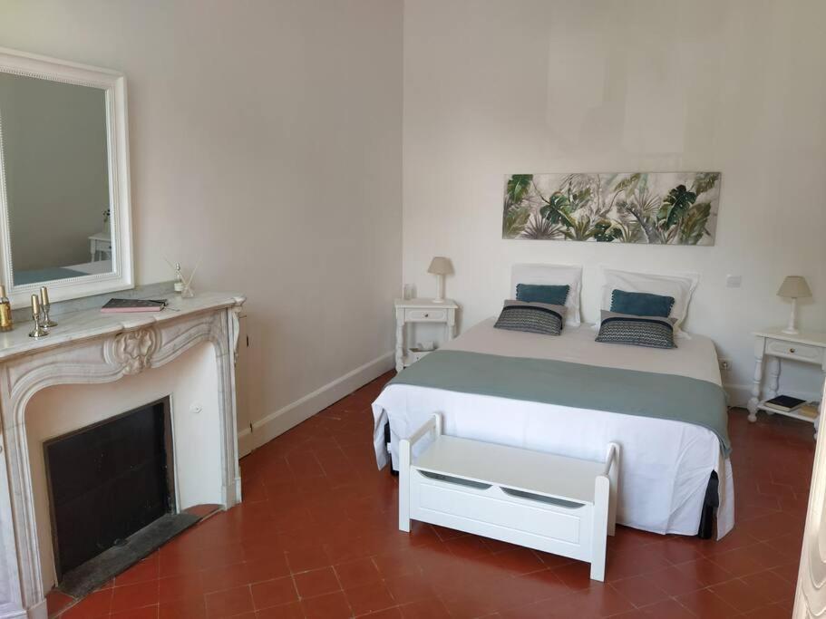 Appartement Avec Balcon, Bord Du Canal, Wifi. Нарбон Екстериор снимка