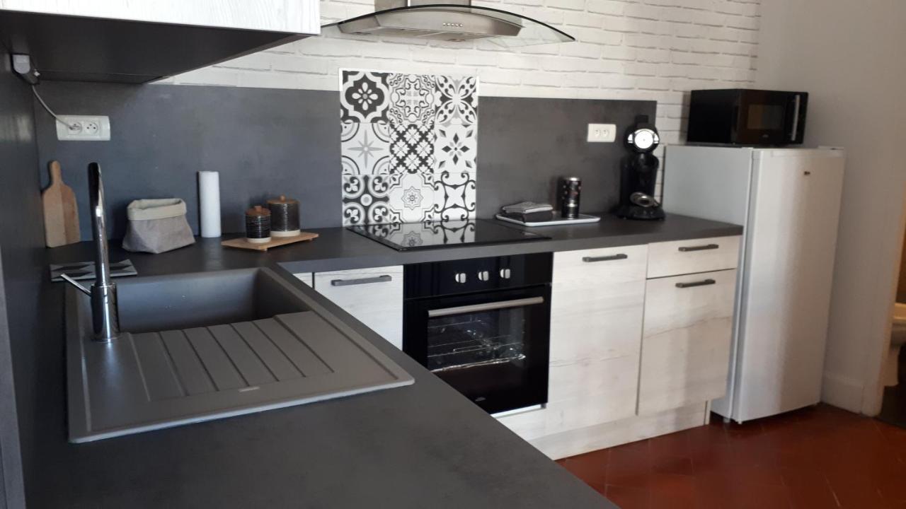 Appartement Avec Balcon, Bord Du Canal, Wifi. Нарбон Екстериор снимка